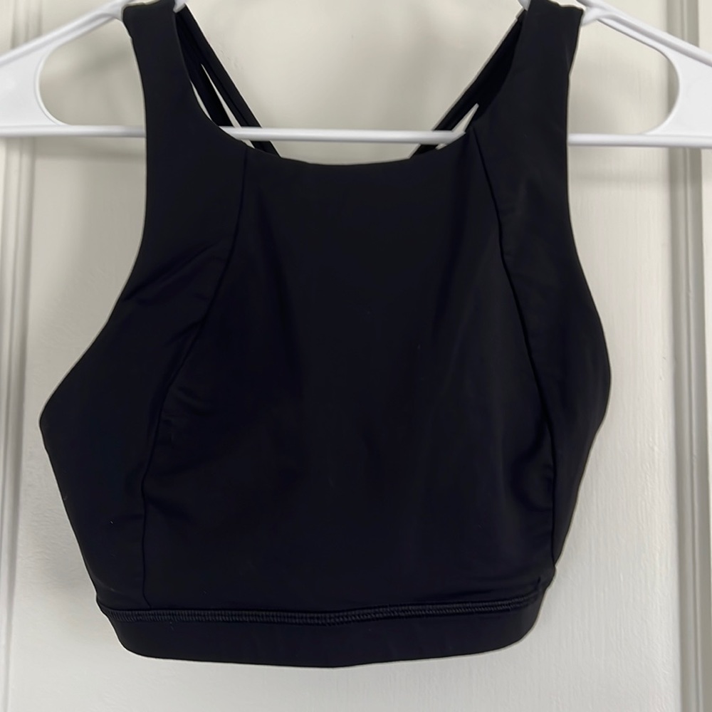 Lululemon black sports bra size 8